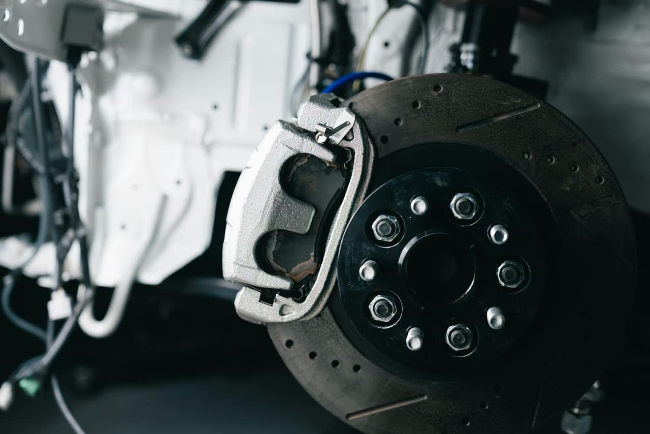 Automobil nakon uspešne popravke kočionog sistema